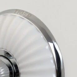 Tiger Ivy Zeepdispenser 200ml Chroom/wit Keramiek -Badkamerartikelen Winkel 123 1659