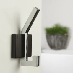 Tiger Haak Zenna Groot Chroom/Wengé 7 Tiger Haak Zenna Groot Chroom/Wengé -Badkamerartikelen Winkel 123 6730