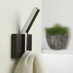 Tiger Haak Zenna Groot Chroom/Wengé 8 Tiger Haak Zenna Groot Chroom/Wengé -Badkamerartikelen Winkel 123 6731