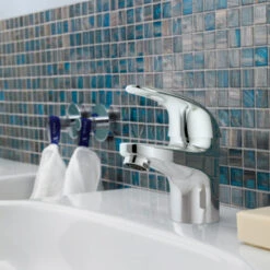 GROHE Wastafelkraan Swift S-size Met Hendel En Waste Chroom -Badkamerartikelen Winkel 123 8499